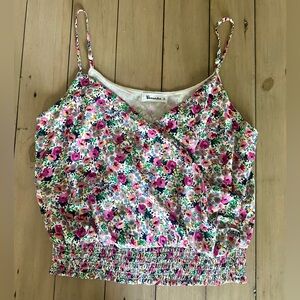 Women’s Boutique Floral Patterned Feminine Tank Small